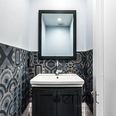 Rented by Rennit Inc. | media 18