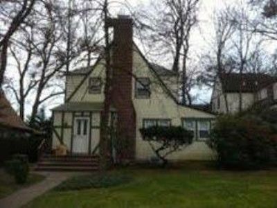 282 W Englewood Ave, Teaneck, NJ, 07666