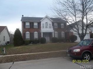1852 Spring Beauty Sr, St Louis, MO 63031