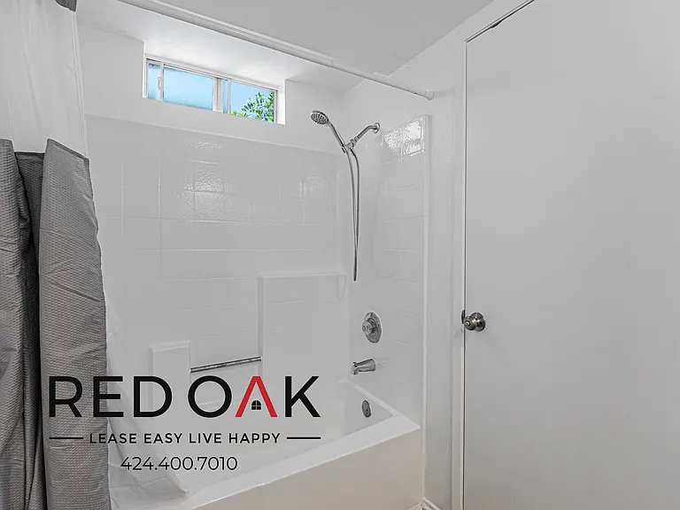 5200 Oakland St #210 — Photo 18