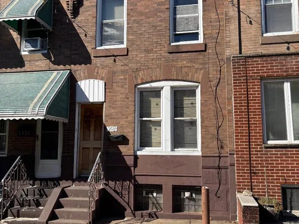 2424 S Hutchinson St, Philadelphia, PA 19148