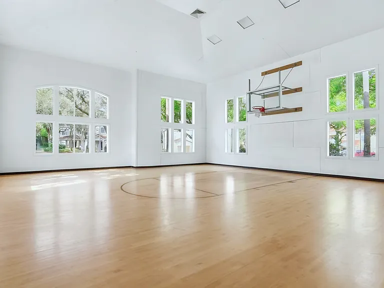 2422 White Magnolia Way #2422 — Photo 29