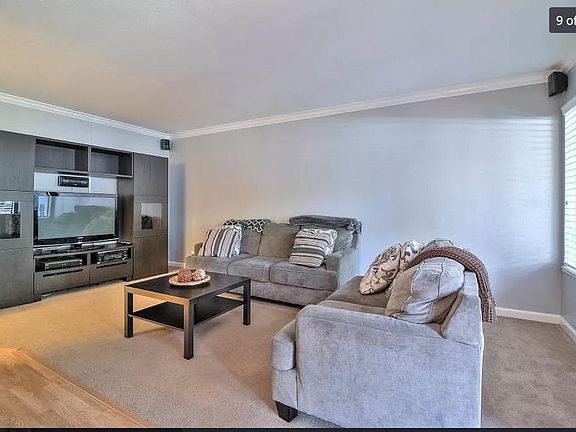 3rd image of 968 La Barbera Dr