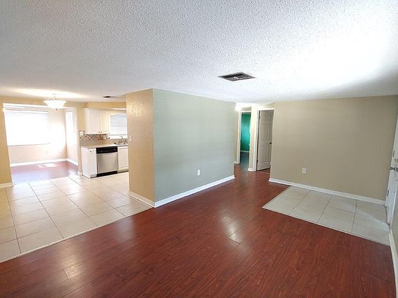 3rd image of 3414 Coldwell Dr