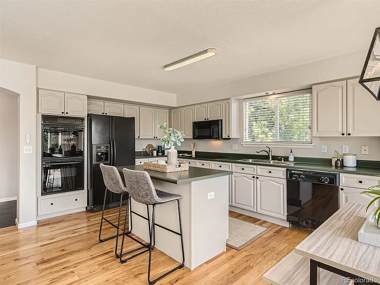 5320 S Harlan Way — Photo 11
