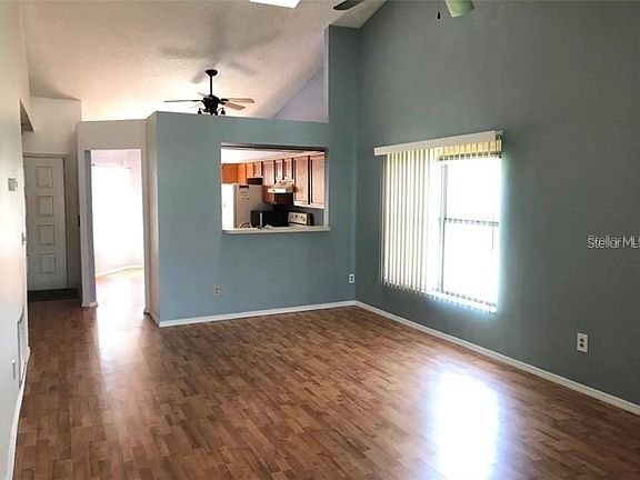 3rd image of 12263 Augusta Woods Cir