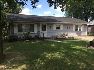 208 Randolph Dr, Centralia, IL