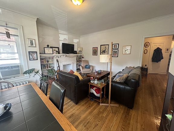 5th image of 1724 W Carmen Ave #1W
