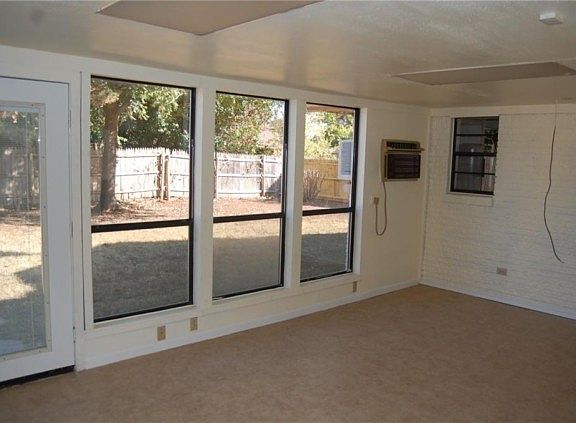 3rd image of 2217 NW 118th Ter