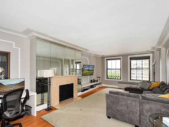 5th image of 5555 S Everett Ave APT C-12
