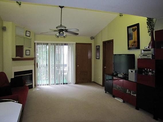 2nd image of 399 N Main St