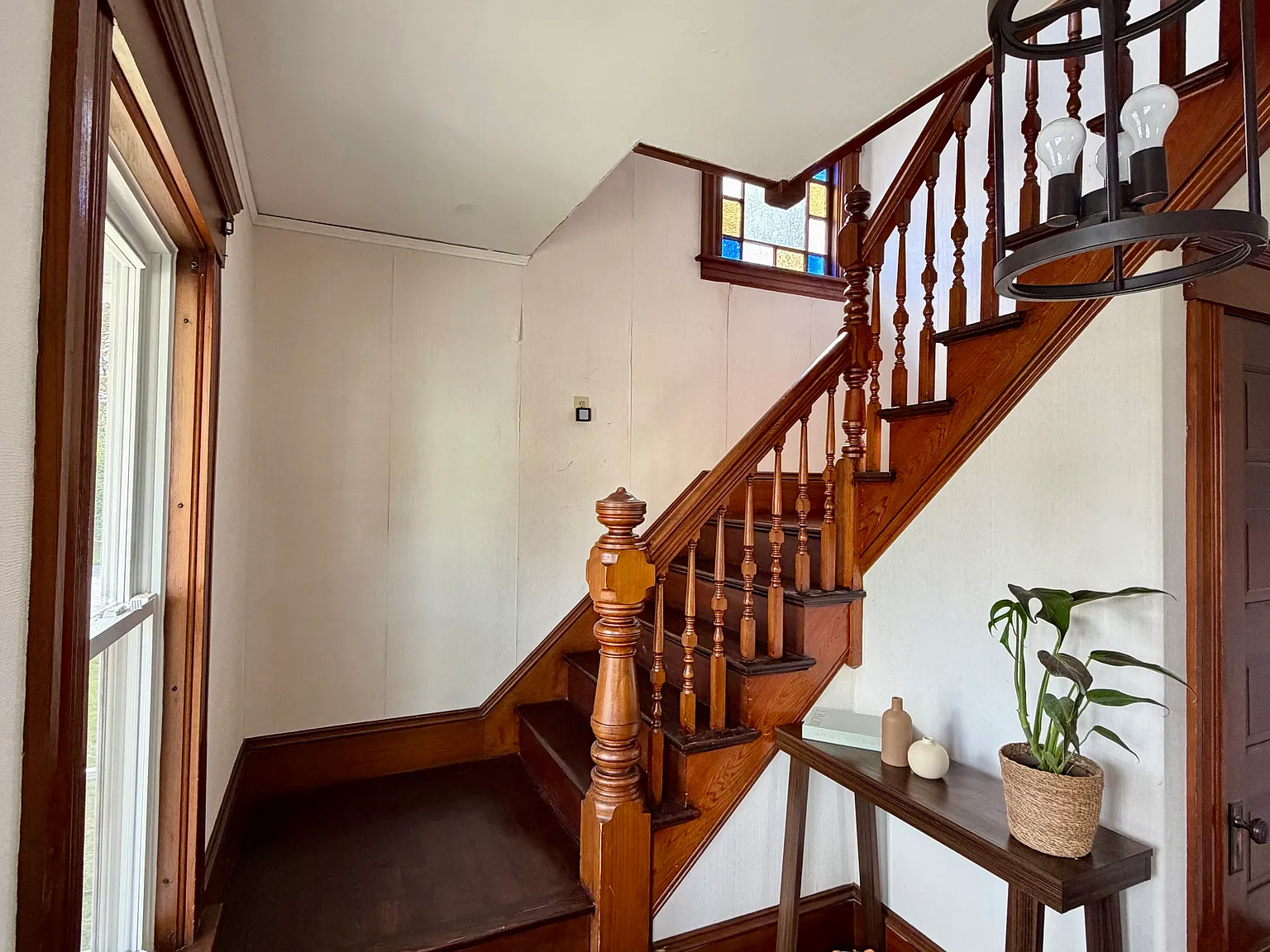 2 bed, 1310 sqft, $2,300 — Photo 2