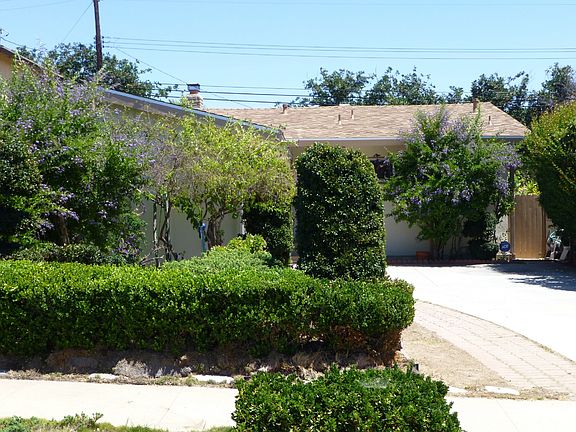2nd image of 17008 S Raymond Pl