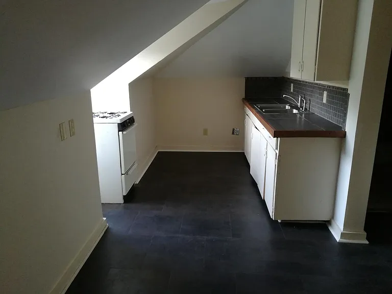432 May Ave #B — Photo 14