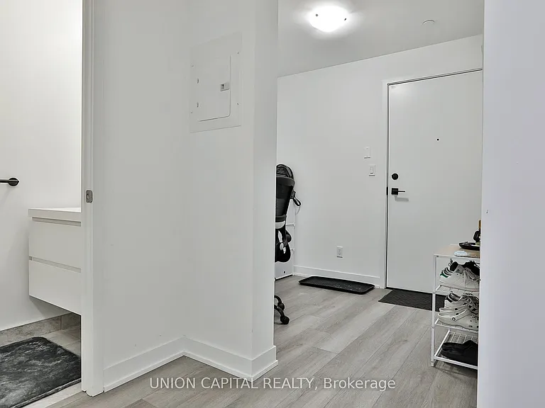 292 Verdale Cross #1601B — Photo 18