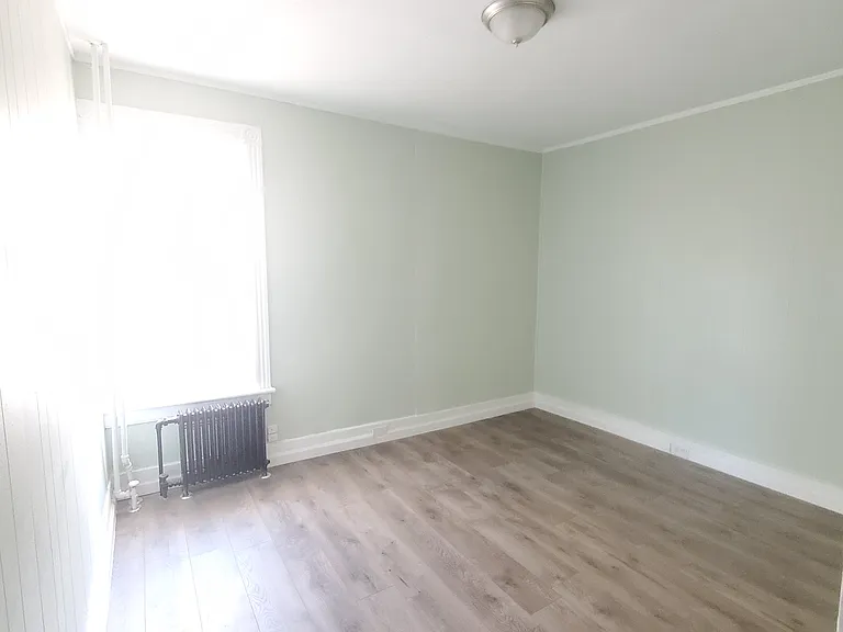 750 Bleecker St #2-R — Photo 11