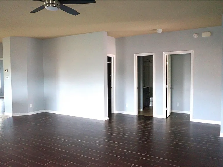 10710 Barker View Dr — Photo 12