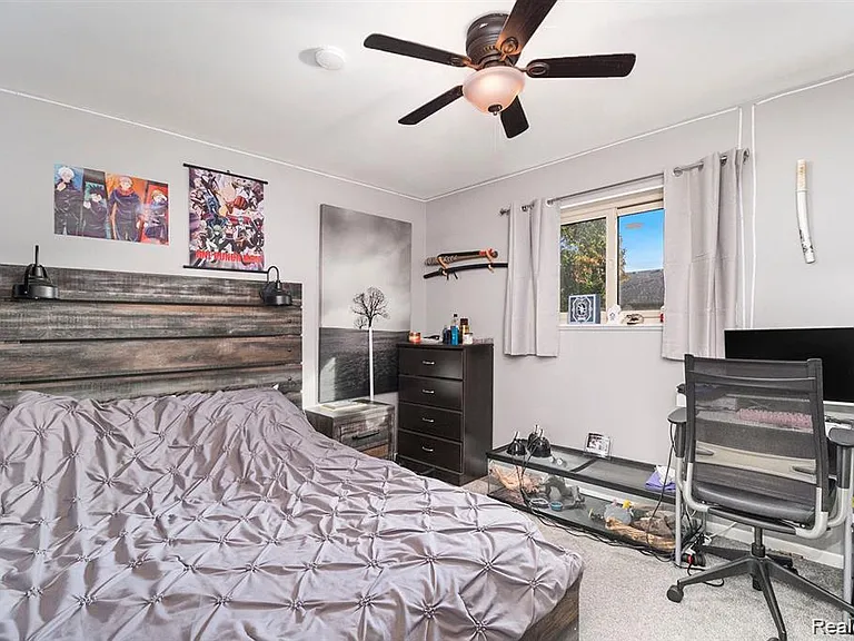 41720 Mary Kay Dr — Photo 18