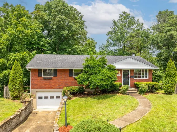 1597 Blueorchard Dr, Cincinnati, OH 45230