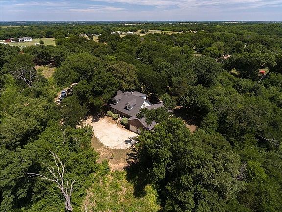 2nd image of 65 Siebert Hill Ln