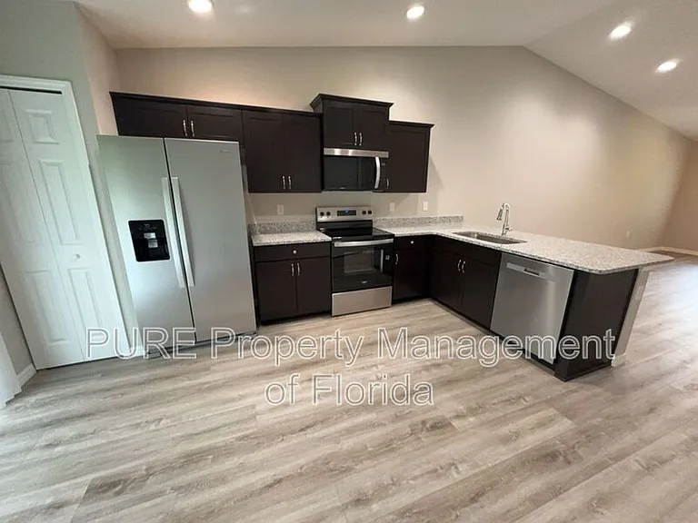 13915 SW 64th Terrace Rd #1 — Photo 17