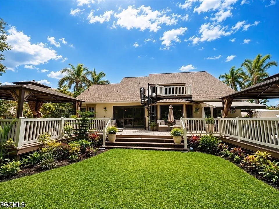 12501 Barrington Ct