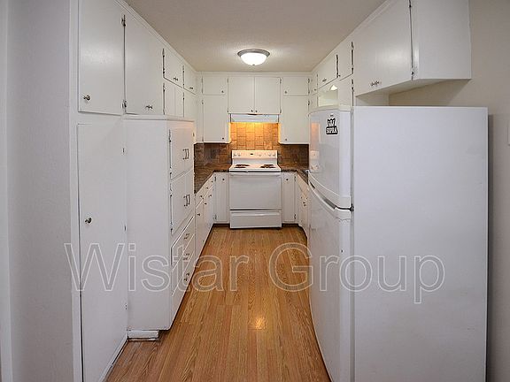 3rd image of 7524 Sherman Dr