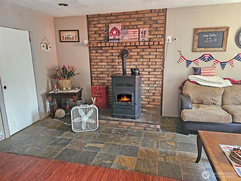 4th image of 283 Middle Ford Road