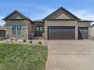 16 Bogey Club Cir, Saint Charles, MO 63303