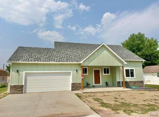 224 W 4th St, Florence, CO 81226
