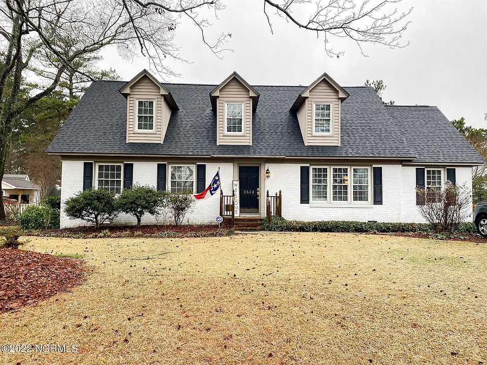 1st image of 3538 Hillcrest Dr