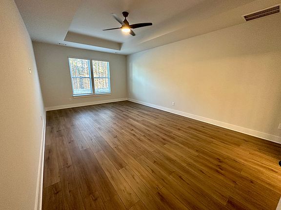 4th image of 125 Grange Valley Ln