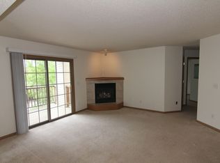 2882 Coral Ct -GUZMAN, Coralville, IA 52241