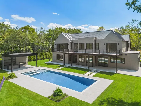 5 Widow Coopers Path, Sag Harbor, NY 11963