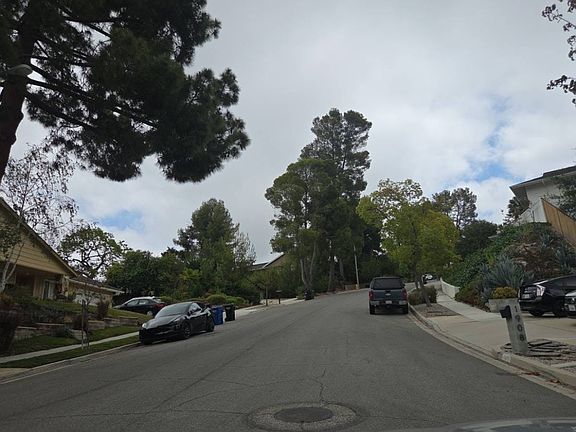 5th image of 1909 Rayshire St