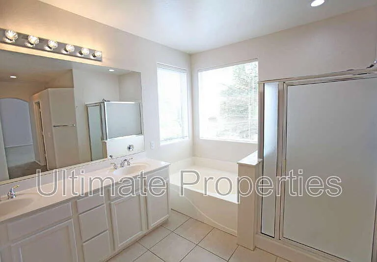 25602 N 68th Dr — Photo 17