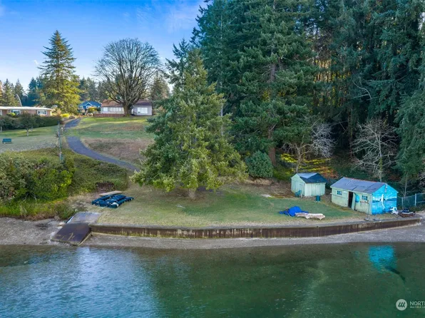 7035 Cooper Point Road NW, Olympia, WA 98502