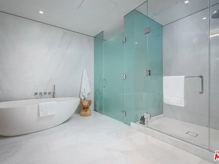 9000 W 3rd St #211 — Photo 10