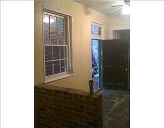5th image of 833 Burgundy St #B