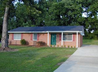 402 Hollywood Dr, Old Hickory, TN 37138
