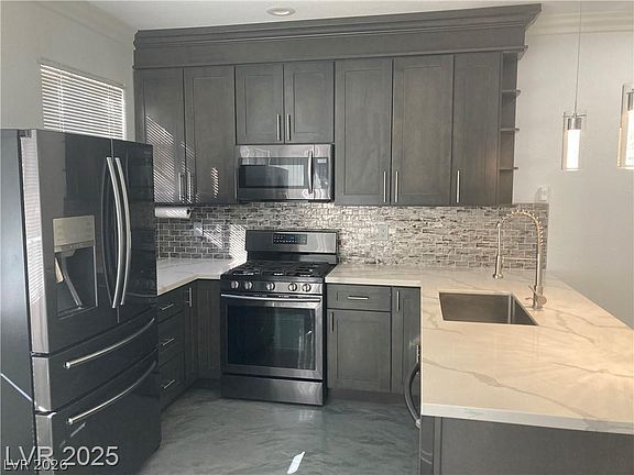 4th image of 9050 W Warm Springs Rd Unit 1027