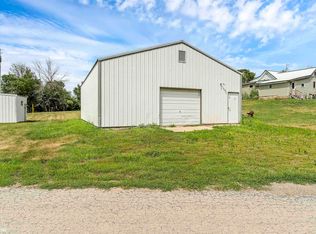 100 Diagonal Rd, Malcom, IA 50157
