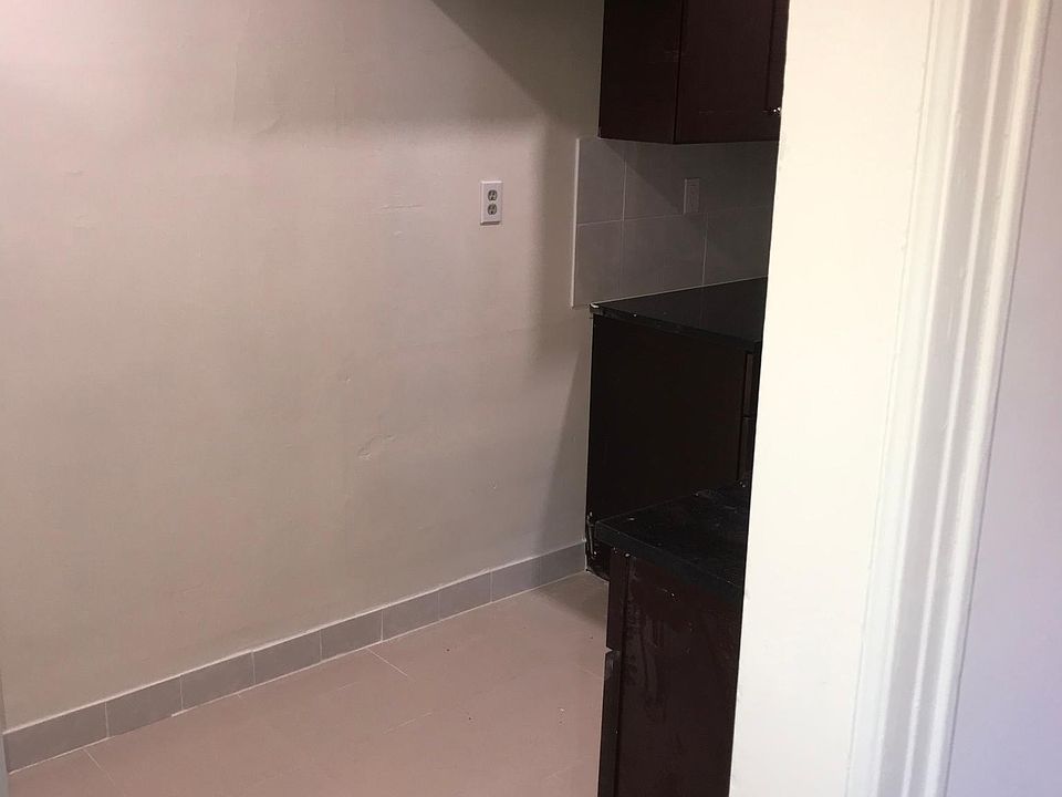 1st image of 144-44 Sanford Ave #5E