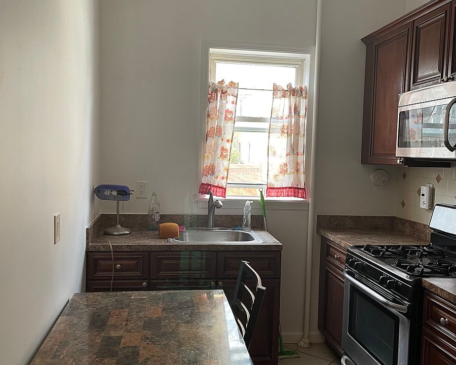 1st image of 32-26 30th St #1