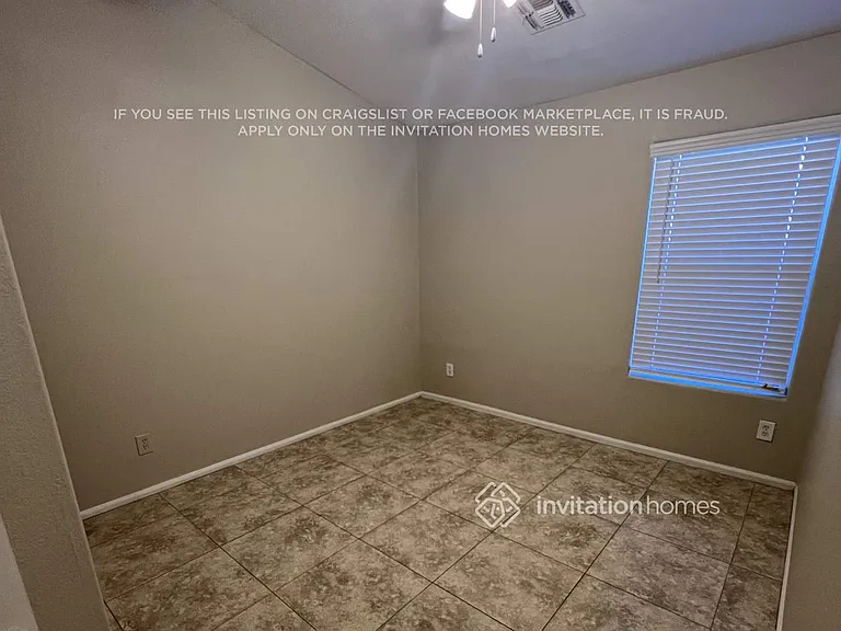 15966 W Latham St — Photo 6