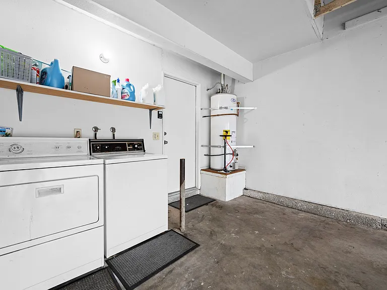12168 Mount Vernon Ave #16 — Photo 21