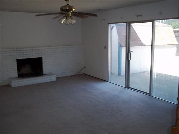 4th image of 4329 Oakdale Pl
