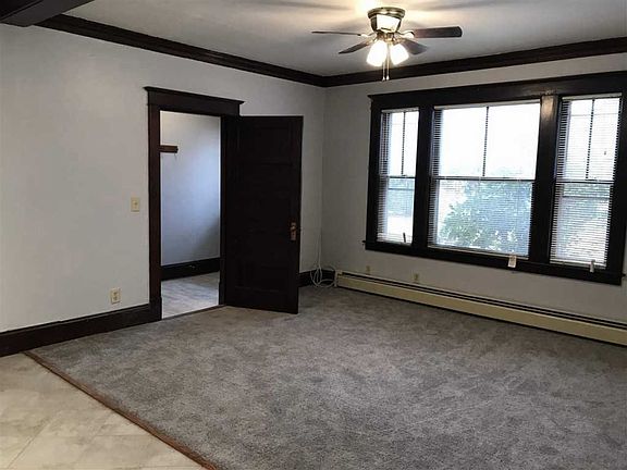 2nd image of 58 Blossom St APT 2