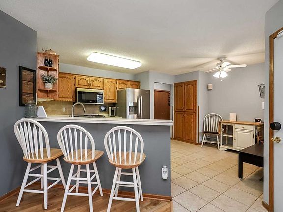 5th image of 8565 Telford Ln