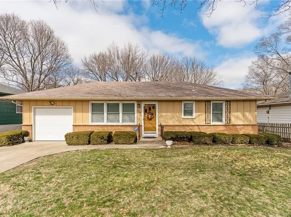 5108 Martha Truman Rd, Grandview, MO 64030